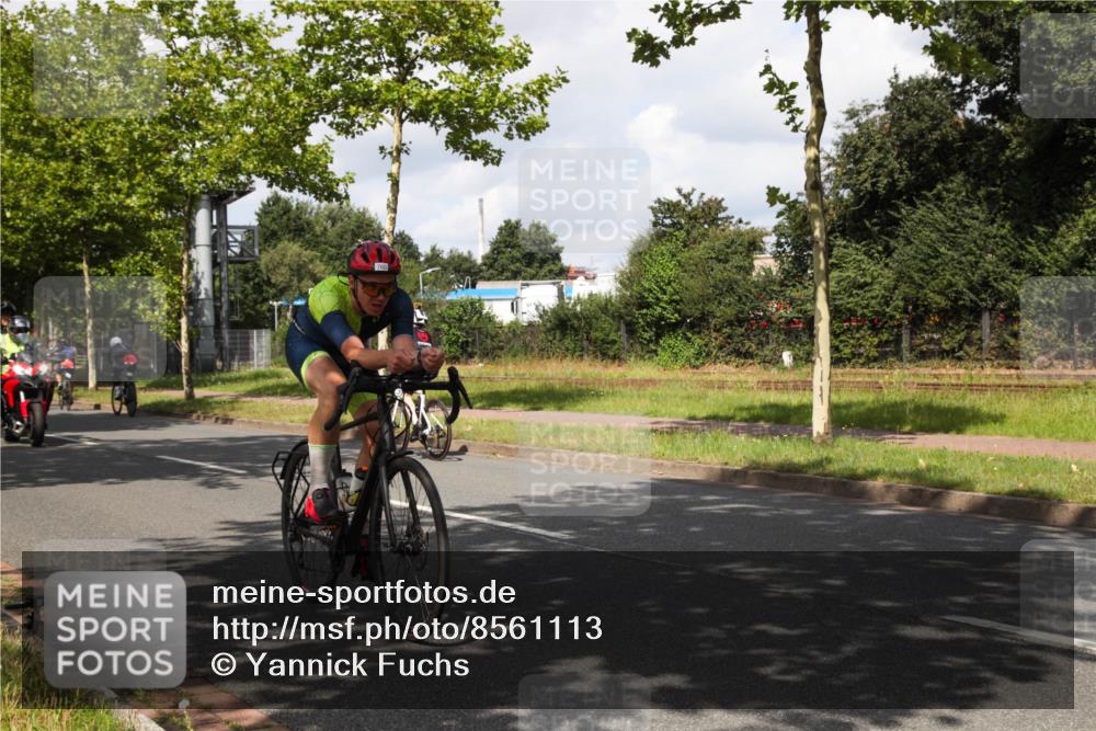 10.08.2025 - GEWOBA Citytriathlon Bremen Yannick Fuchs http://msf.ph/oto/8561113 10.08.2025 12:13:15 Radfahren 760, 767, 774, 1013, 1026 meine-sportfotos.de