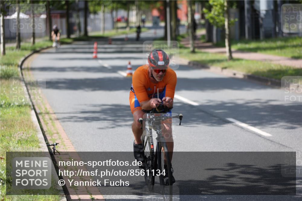 10.08.2025 - GEWOBA Citytriathlon Bremen Yannick Fuchs http://msf.ph/oto/8561134 10.08.2025 14:21:07 Radfahren 6, 19, 73, 142, 191, 266 meine-sportfotos.de