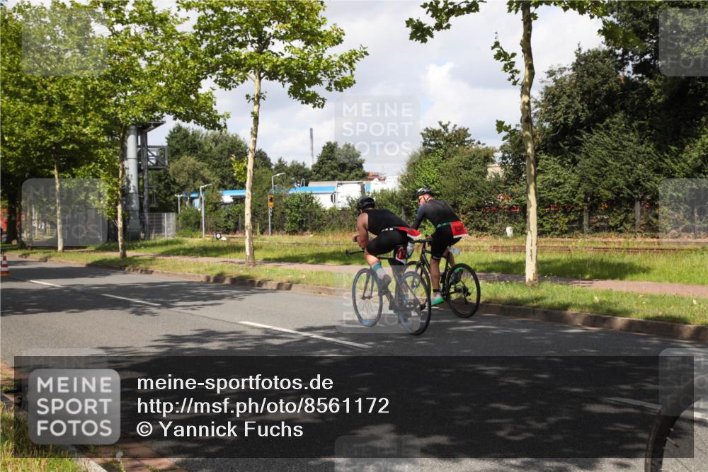 10.08.2025 - GEWOBA Citytriathlon Bremen Yannick Fuchs http://msf.ph/oto/8561172 10.08.2025 12:13:44 Radfahren 552, 568, 612, 621, 649, 664, 733, 770, 776, 823, 863, 916, 1017 meine-sportfotos.de
