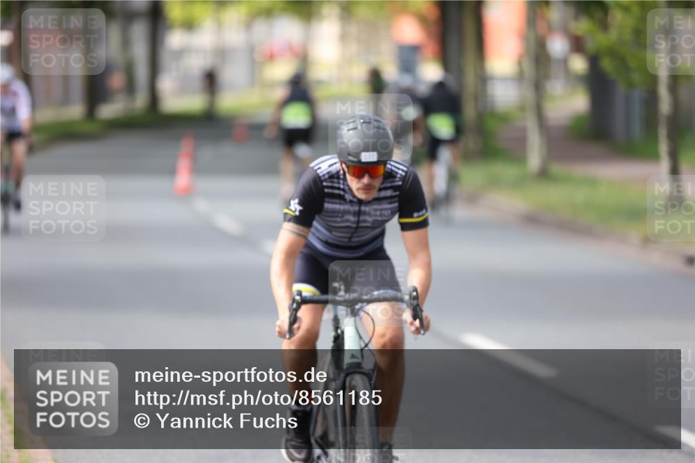 10.08.2025 - GEWOBA Citytriathlon Bremen Yannick Fuchs http://msf.ph/oto/8561185 10.08.2025 14:21:32 Radfahren 9, 140, 177, 334 meine-sportfotos.de