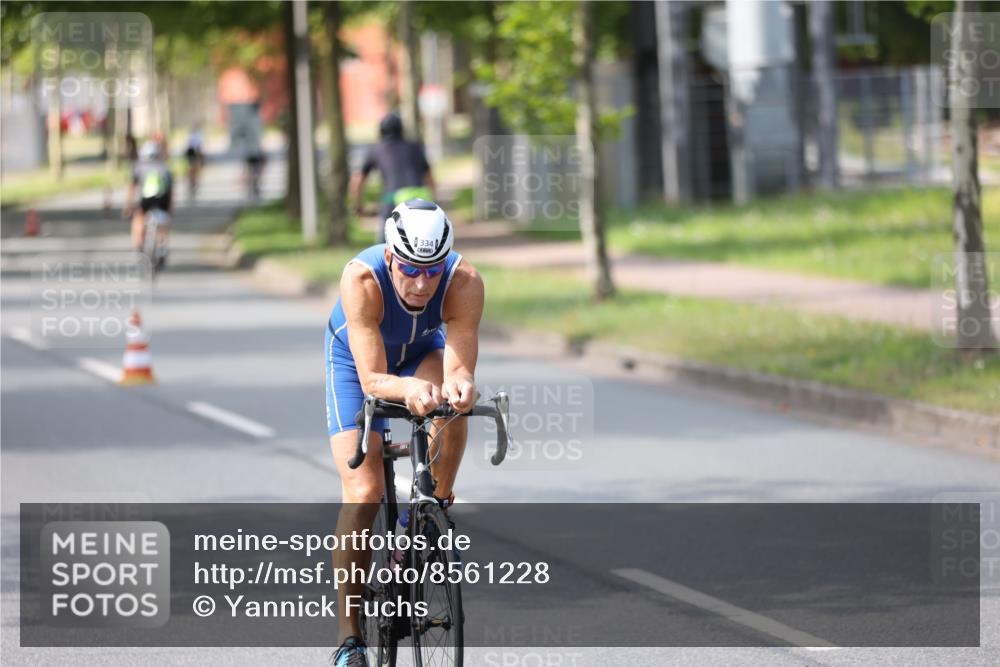 10.08.2025 - GEWOBA Citytriathlon Bremen Yannick Fuchs http://msf.ph/oto/8561228 10.08.2025 14:21:44 Radfahren 9, 140, 160, 177, 211, 283, 334 meine-sportfotos.de