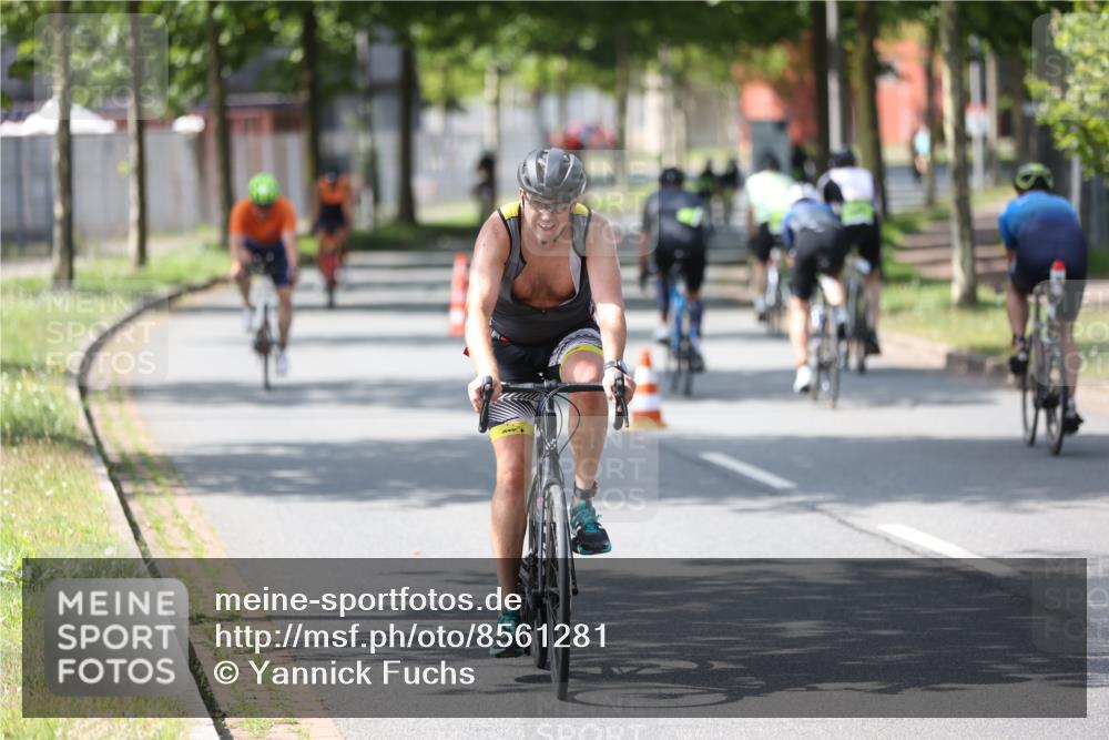 10.08.2025 - GEWOBA Citytriathlon Bremen Yannick Fuchs http://msf.ph/oto/8561281 10.08.2025 14:22:08 Radfahren 109, 186, 215, 224, 253, 258 meine-sportfotos.de