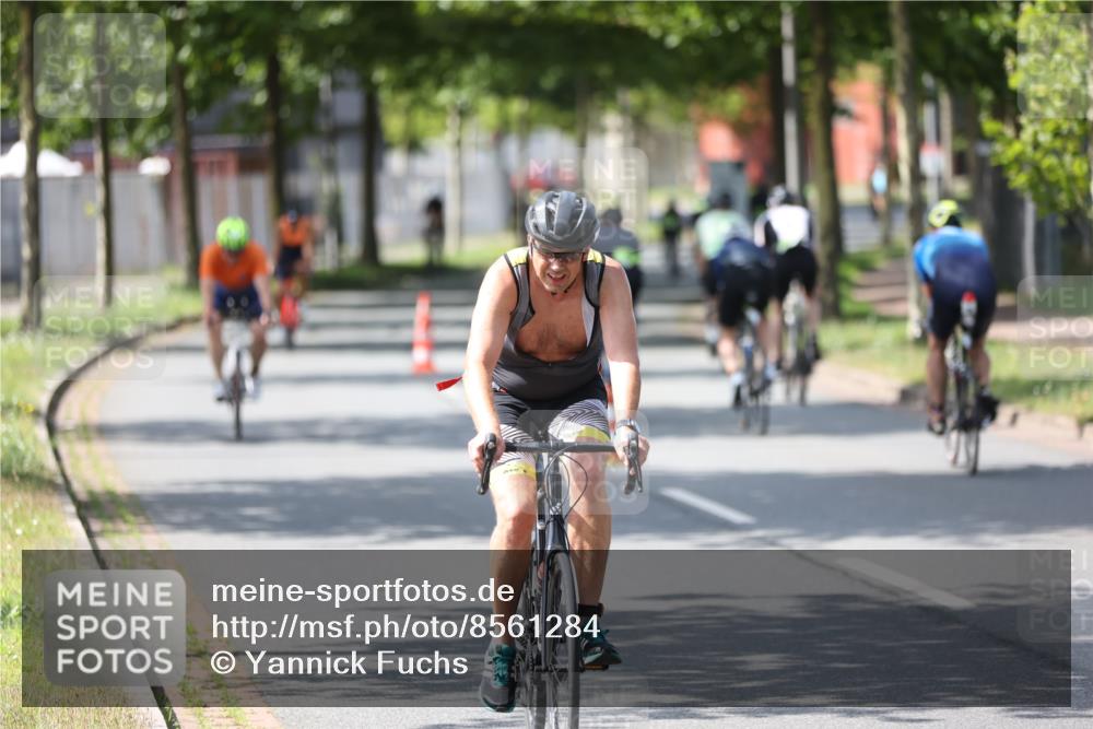 10.08.2025 - GEWOBA Citytriathlon Bremen Yannick Fuchs http://msf.ph/oto/8561284 10.08.2025 14:22:08 Radfahren 109, 186, 215, 224, 253, 258 meine-sportfotos.de