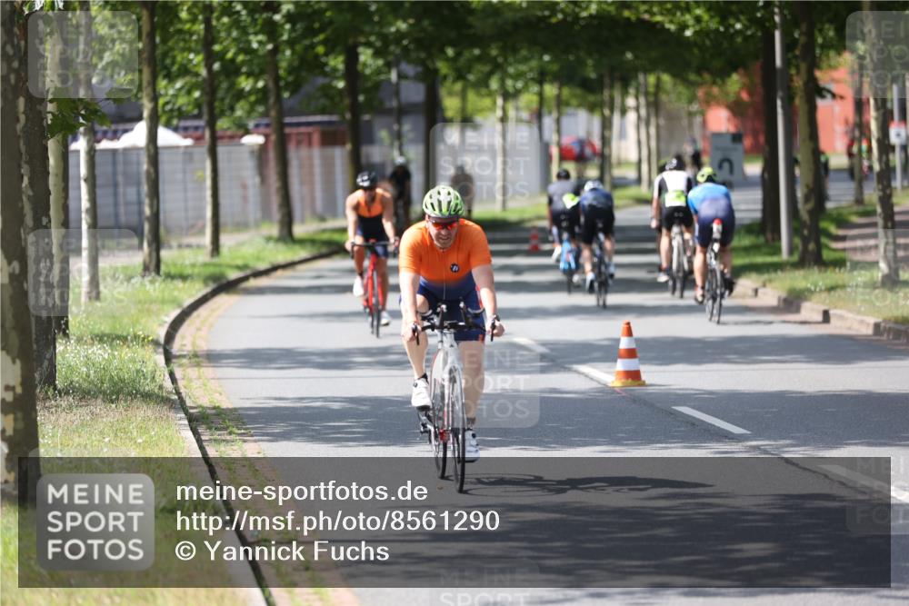 10.08.2025 - GEWOBA Citytriathlon Bremen Yannick Fuchs http://msf.ph/oto/8561290 10.08.2025 14:22:09 Radfahren 109, 186, 215, 224, 253, 258 meine-sportfotos.de