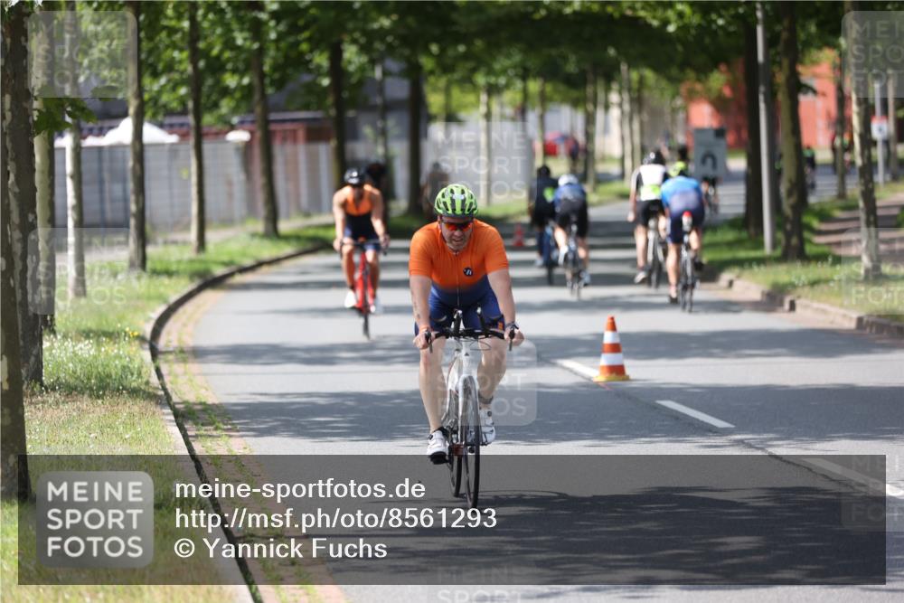 10.08.2025 - GEWOBA Citytriathlon Bremen Yannick Fuchs http://msf.ph/oto/8561293 10.08.2025 14:22:09 Radfahren 109, 186, 215, 224, 253, 258 meine-sportfotos.de