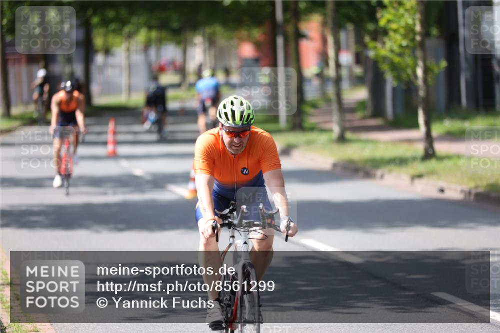 10.08.2025 - GEWOBA Citytriathlon Bremen Yannick Fuchs http://msf.ph/oto/8561299 10.08.2025 14:22:10 Radfahren 109, 186, 215, 224, 253, 258 meine-sportfotos.de