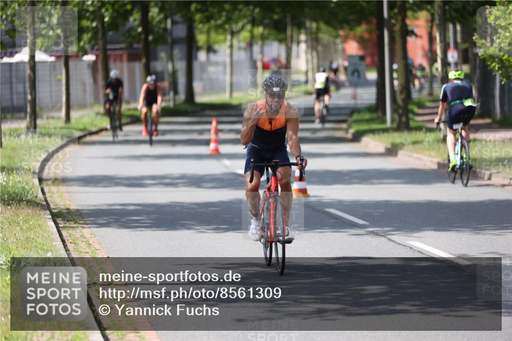 10.08.2025 - GEWOBA Citytriathlon Bremen Yannick Fuchs http://msf.ph/oto/8561309 10.08.2025 14:22:12 Radfahren 109, 186, 215, 224, 253, 258 meine-sportfotos.de