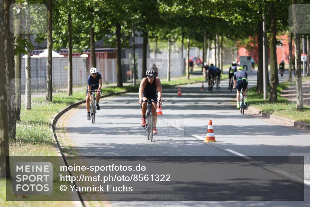 10.08.2025 - GEWOBA Citytriathlon Bremen Yannick Fuchs http://msf.ph/oto/8561322 10.08.2025 14:22:14 Radfahren 109, 186, 215, 224, 253, 258, 262 meine-sportfotos.de