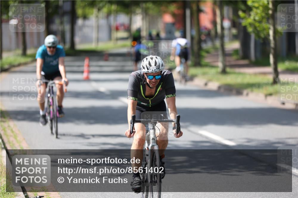10.08.2025 - GEWOBA Citytriathlon Bremen Yannick Fuchs http://msf.ph/oto/8561402 10.08.2025 14:22:33 Radfahren 86, 186, 217, 242, 259, 262 meine-sportfotos.de