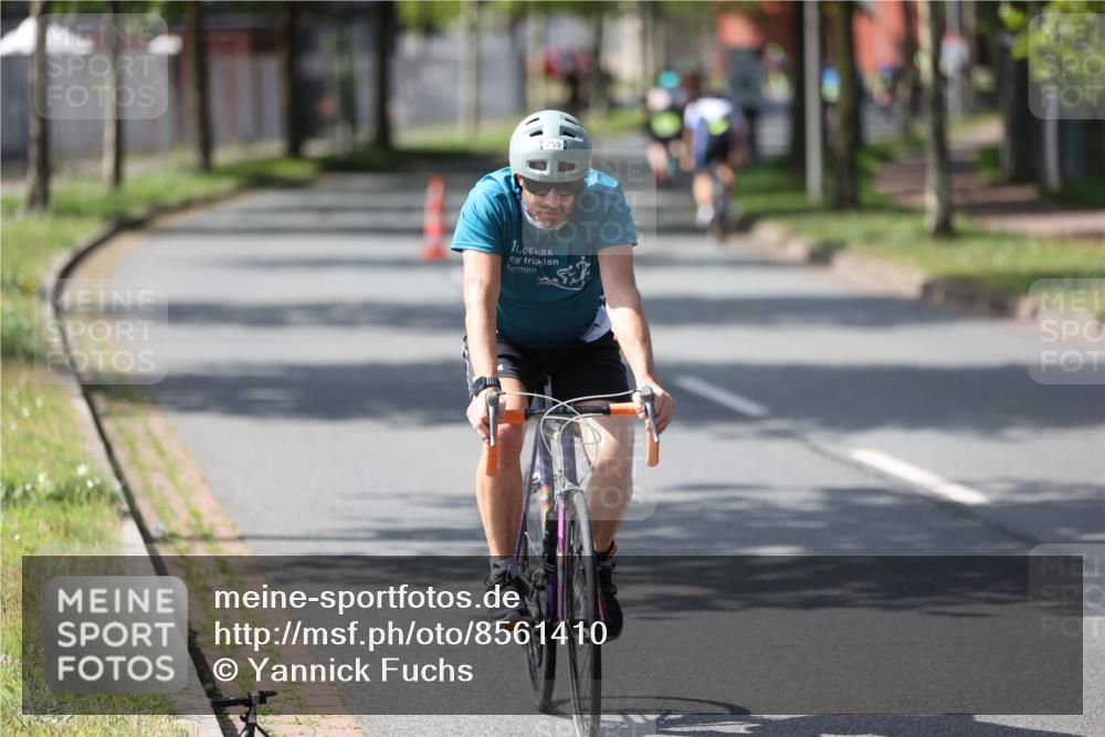 10.08.2025 - GEWOBA Citytriathlon Bremen Yannick Fuchs http://msf.ph/oto/8561410 10.08.2025 14:22:35 Radfahren 86, 204, 217, 242, 259, 262, 297 meine-sportfotos.de
