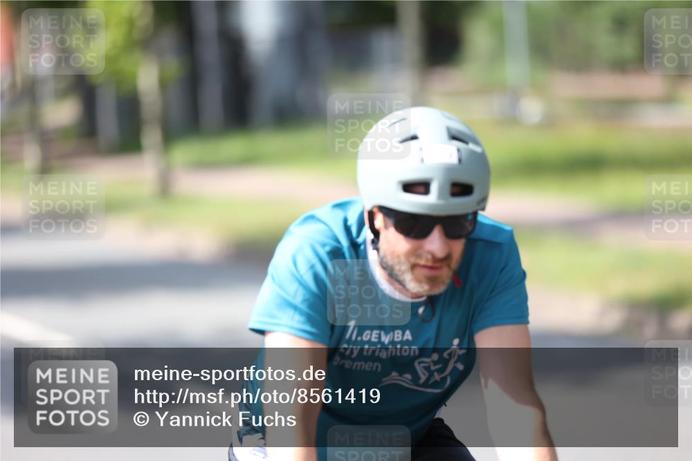 10.08.2025 - GEWOBA Citytriathlon Bremen Yannick Fuchs http://msf.ph/oto/8561419 10.08.2025 14:22:36 Radfahren 86, 204, 217, 242, 259, 262, 297 meine-sportfotos.de