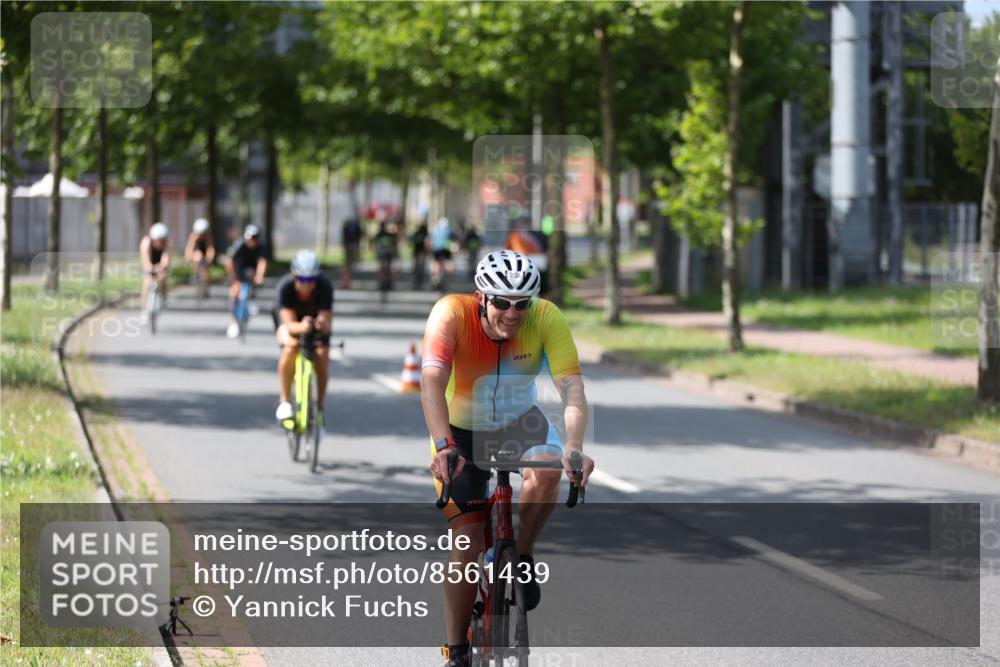 10.08.2025 - GEWOBA Citytriathlon Bremen Yannick Fuchs http://msf.ph/oto/8561439 10.08.2025 14:22:49 Radfahren 86, 89, 182, 204, 246, 252, 280, 288, 289, 297, 353, 427 meine-sportfotos.de
