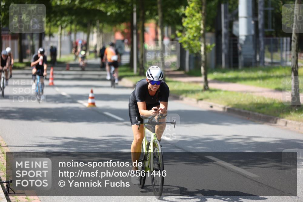 10.08.2025 - GEWOBA Citytriathlon Bremen Yannick Fuchs http://msf.ph/oto/8561446 10.08.2025 14:22:50 Radfahren 86, 89, 182, 204, 246, 252, 280, 288, 289, 297, 353, 427 meine-sportfotos.de