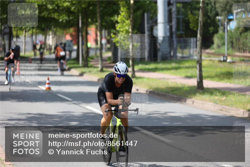 10.08.2025 - GEWOBA Citytriathlon Bremen Yannick Fuchs http://msf.ph/oto/8561447 10.08.2025 14:22:50 Radfahren 86, 89, 182, 204, 246, 252, 280, 288, 289, 297, 353, 427 meine-sportfotos.de