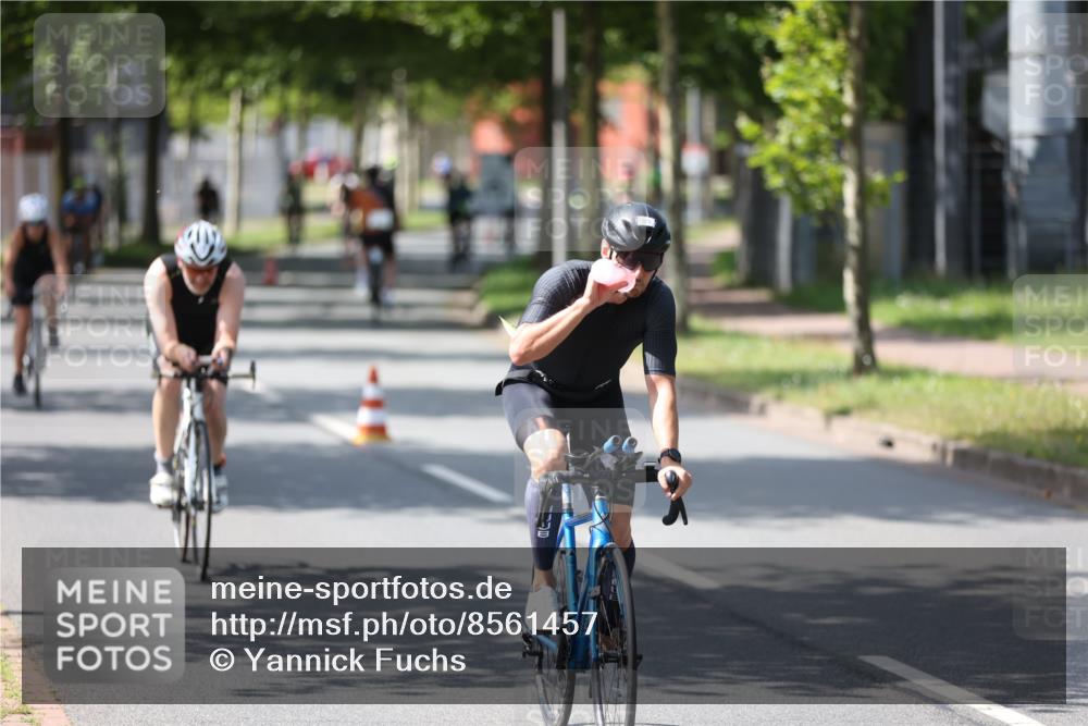 10.08.2025 - GEWOBA Citytriathlon Bremen Yannick Fuchs http://msf.ph/oto/8561457 10.08.2025 14:22:52 Radfahren 86, 89, 182, 204, 246, 252, 280, 288, 289, 297, 353, 427 meine-sportfotos.de