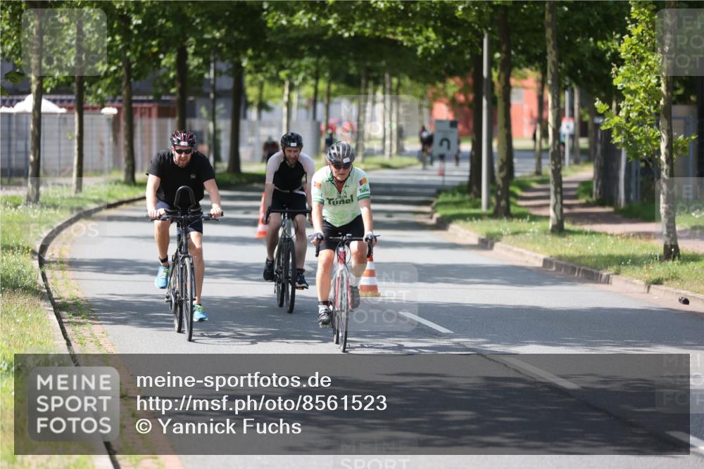 10.08.2025 - GEWOBA Citytriathlon Bremen Yannick Fuchs http://msf.ph/oto/8561523 10.08.2025 14:23:01 Radfahren 89, 163, 182, 246, 249, 252, 280, 288, 289, 353, 423, 427, 431, 480 meine-sportfotos.de