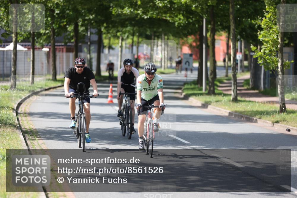10.08.2025 - GEWOBA Citytriathlon Bremen Yannick Fuchs http://msf.ph/oto/8561526 10.08.2025 14:23:01 Radfahren 89, 163, 182, 246, 249, 252, 280, 288, 289, 353, 423, 427, 431, 480 meine-sportfotos.de