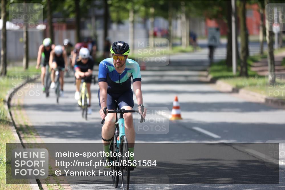 10.08.2025 - GEWOBA Citytriathlon Bremen Yannick Fuchs http://msf.ph/oto/8561564 10.08.2025 14:23:12 Radfahren 154, 163, 200, 209, 213, 222, 225, 246, 249, 288, 423, 431, 478, 480 meine-sportfotos.de