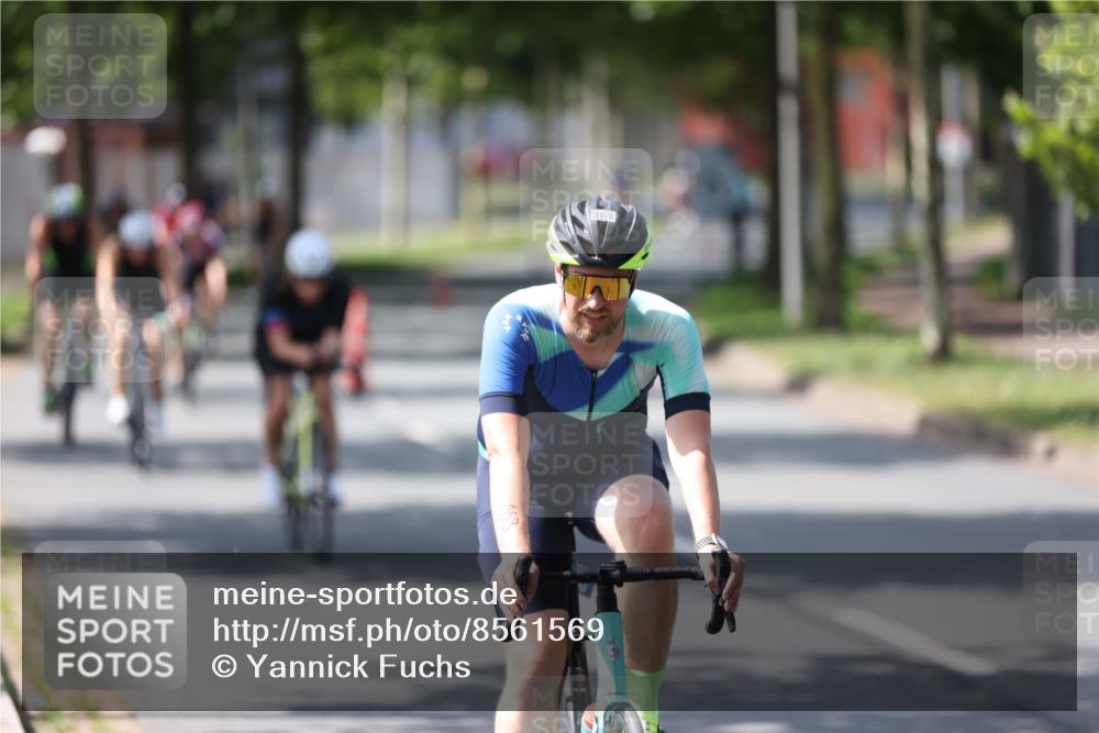 10.08.2025 - GEWOBA Citytriathlon Bremen Yannick Fuchs http://msf.ph/oto/8561569 10.08.2025 14:23:12 Radfahren 154, 163, 200, 209, 213, 222, 225, 246, 249, 288, 423, 431, 478, 480 meine-sportfotos.de