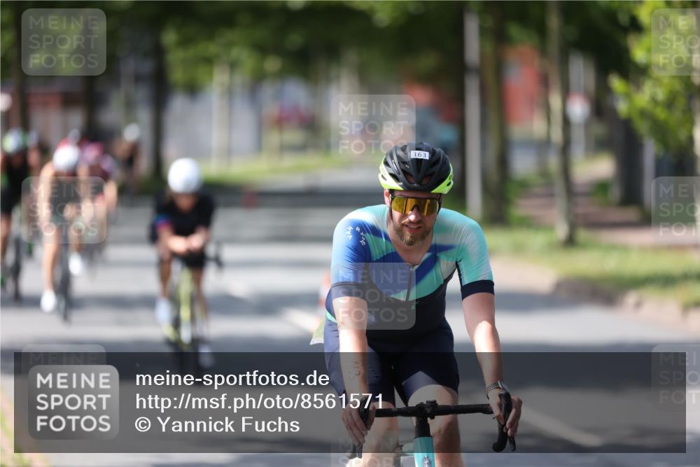 10.08.2025 - GEWOBA Citytriathlon Bremen Yannick Fuchs http://msf.ph/oto/8561571 10.08.2025 14:23:12 Radfahren 154, 163, 200, 209, 213, 222, 225, 246, 249, 288, 423, 431, 478, 480 meine-sportfotos.de