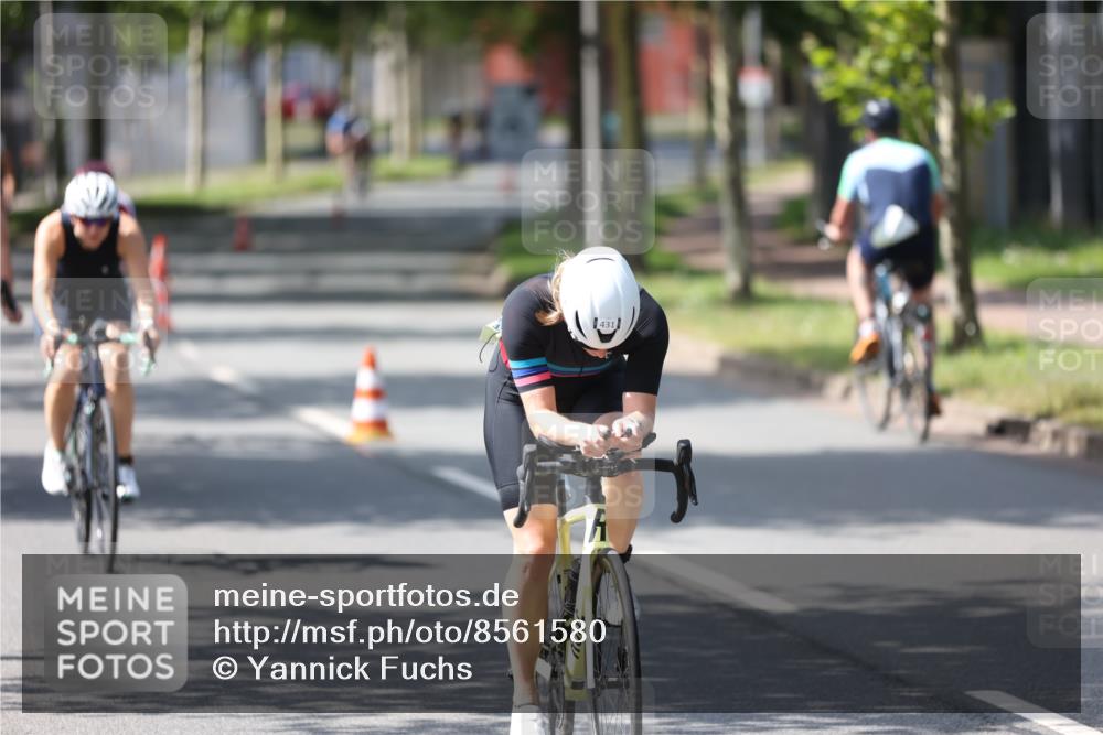 10.08.2025 - GEWOBA Citytriathlon Bremen Yannick Fuchs http://msf.ph/oto/8561580 10.08.2025 14:23:14 Radfahren 154, 163, 200, 209, 213, 222, 225, 249, 423, 431, 478, 480 meine-sportfotos.de