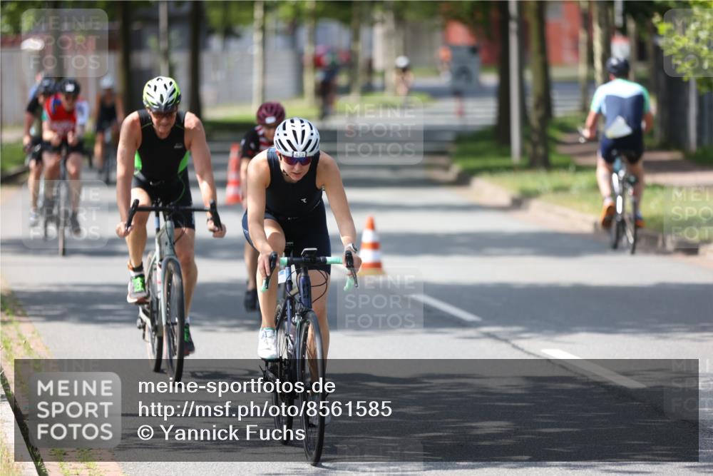 10.08.2025 - GEWOBA Citytriathlon Bremen Yannick Fuchs http://msf.ph/oto/8561585 10.08.2025 14:23:14 Radfahren 154, 163, 200, 209, 213, 222, 225, 249, 423, 431, 478, 480 meine-sportfotos.de
