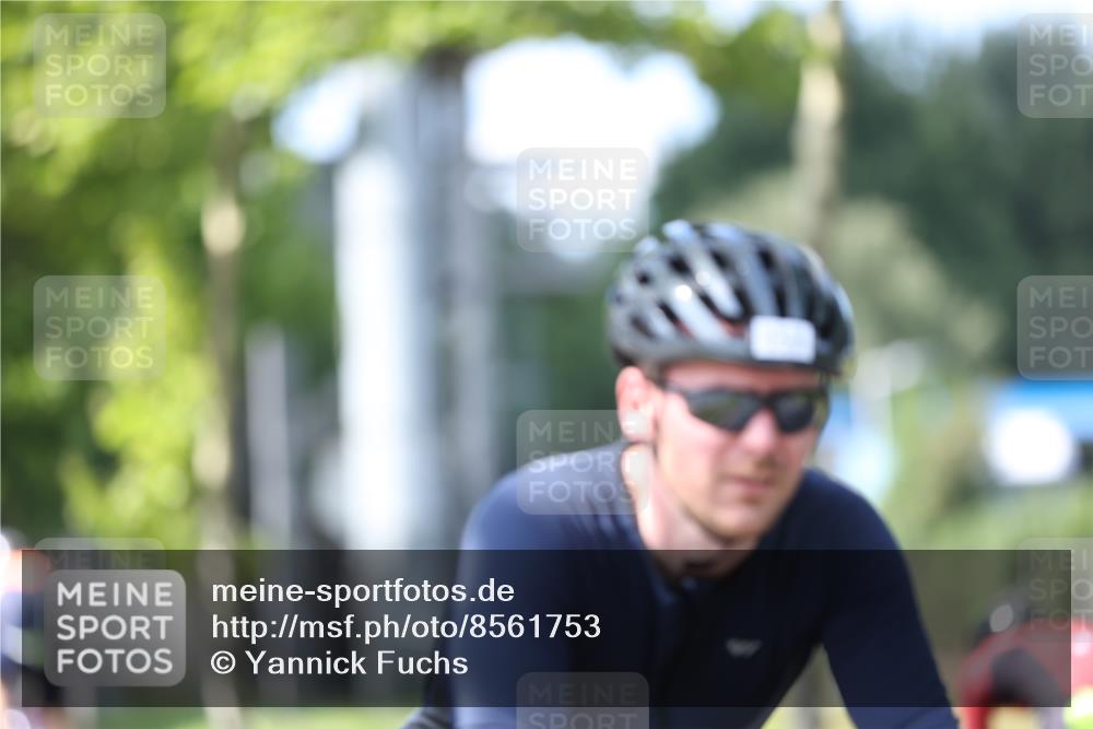10.08.2025 - GEWOBA Citytriathlon Bremen Yannick Fuchs http://msf.ph/oto/8561753 10.08.2025 14:23:44 Radfahren 128, 158, 205, 234, 250 meine-sportfotos.de