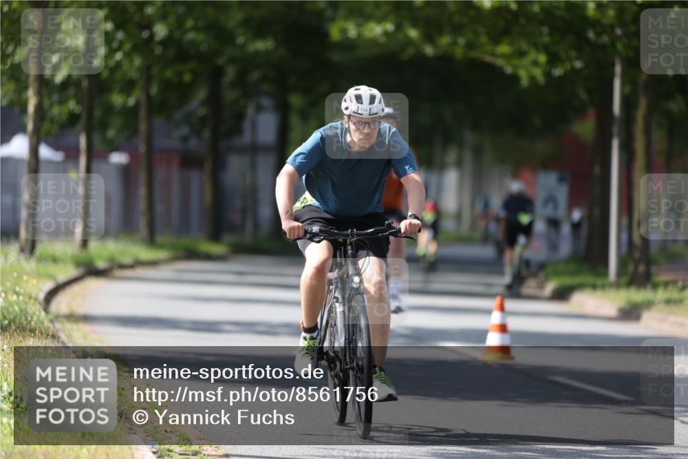 10.08.2025 - GEWOBA Citytriathlon Bremen Yannick Fuchs http://msf.ph/oto/8561756 10.08.2025 14:23:50 Radfahren 128, 158, 205, 221, 234 meine-sportfotos.de