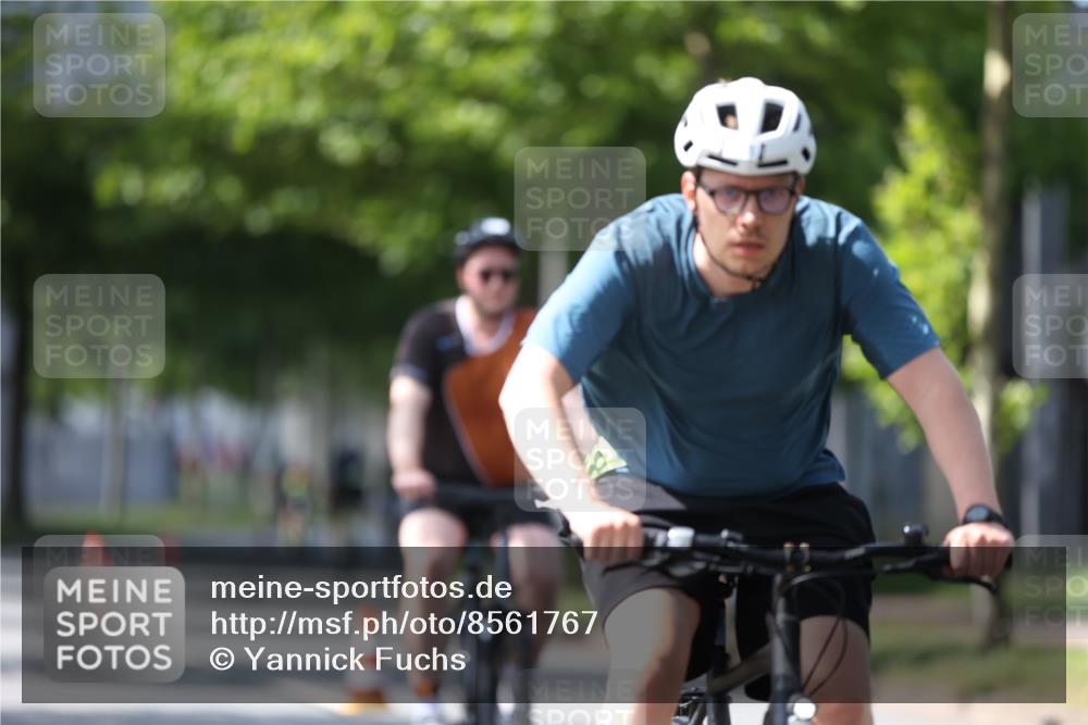 10.08.2025 - GEWOBA Citytriathlon Bremen Yannick Fuchs http://msf.ph/oto/8561767 10.08.2025 14:23:51 Radfahren 128, 158, 205, 221, 234 meine-sportfotos.de