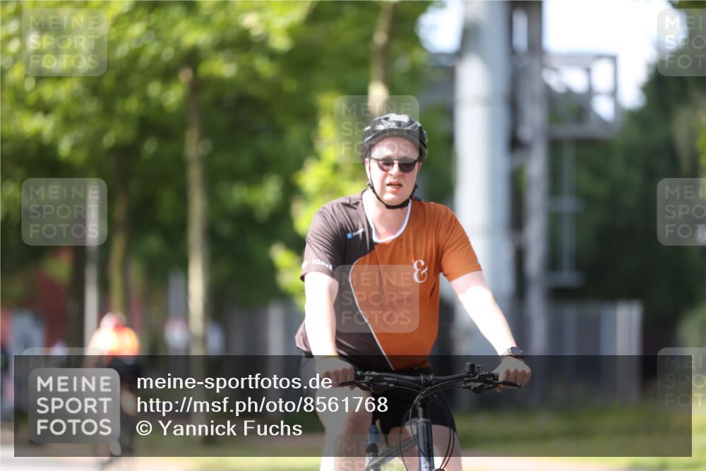 10.08.2025 - GEWOBA Citytriathlon Bremen Yannick Fuchs http://msf.ph/oto/8561768 10.08.2025 14:23:52 Radfahren 128, 158, 221, 234 meine-sportfotos.de