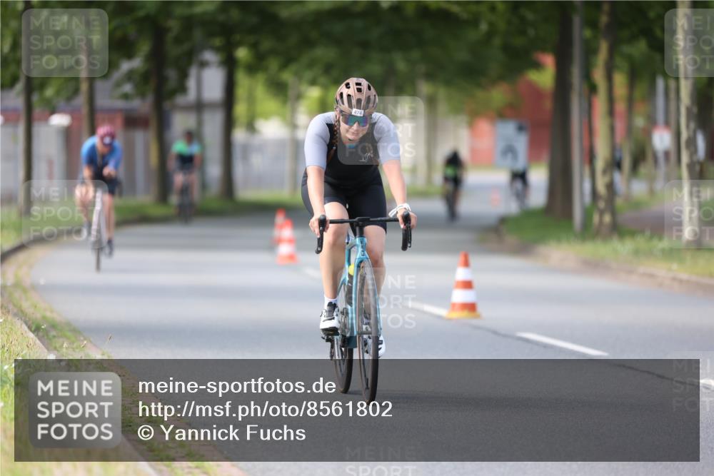 10.08.2025 - GEWOBA Citytriathlon Bremen Yannick Fuchs http://msf.ph/oto/8561802 10.08.2025 14:24:18 Radfahren 169, 436, 474 meine-sportfotos.de