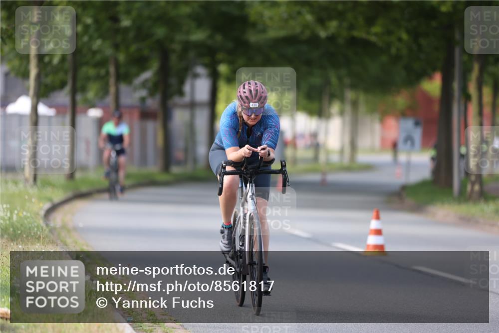 10.08.2025 - GEWOBA Citytriathlon Bremen Yannick Fuchs http://msf.ph/oto/8561817 10.08.2025 14:24:21 Radfahren 169, 436, 474 meine-sportfotos.de