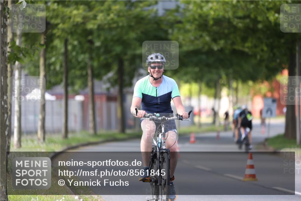 10.08.2025 - GEWOBA Citytriathlon Bremen Yannick Fuchs http://msf.ph/oto/8561845 10.08.2025 14:24:26 Radfahren 3, 169, 436, 474 meine-sportfotos.de