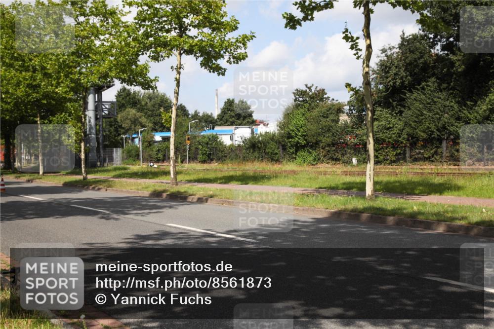 10.08.2025 - GEWOBA Citytriathlon Bremen Yannick Fuchs http://msf.ph/oto/8561873 10.08.2025 12:21:25 Radfahren 555, 618, 761, 785, 913, 949, 975, 1002 meine-sportfotos.de