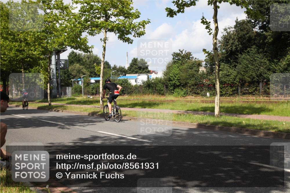 10.08.2025 - GEWOBA Citytriathlon Bremen Yannick Fuchs http://msf.ph/oto/8561931 10.08.2025 12:21:37 Radfahren 618, 923, 949 meine-sportfotos.de
