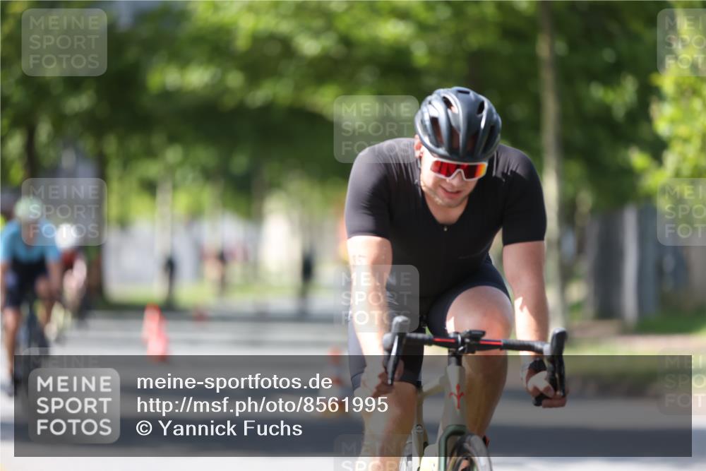 10.08.2025 - GEWOBA Citytriathlon Bremen Yannick Fuchs http://msf.ph/oto/8561995 10.08.2025 14:25:16 Radfahren 49, 85, 166, 202, 208, 235, 267, 270, 323, 326, 336, 462, 479 meine-sportfotos.de