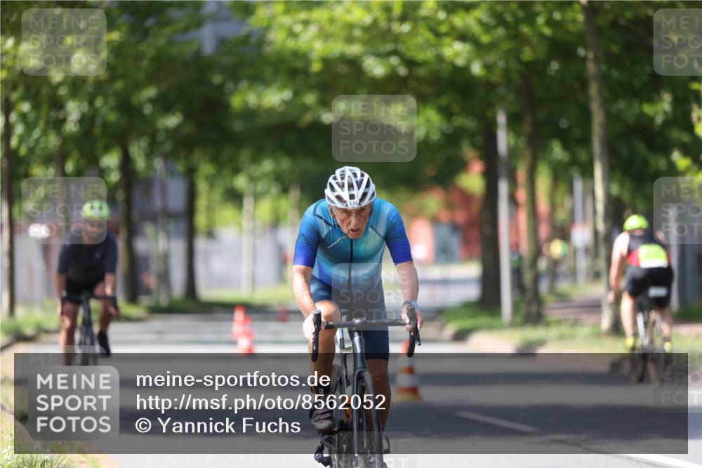 10.08.2025 - GEWOBA Citytriathlon Bremen Yannick Fuchs http://msf.ph/oto/8562052 10.08.2025 14:25:25 Radfahren 49, 85, 208, 267, 270, 323, 326, 336, 462, 479 meine-sportfotos.de