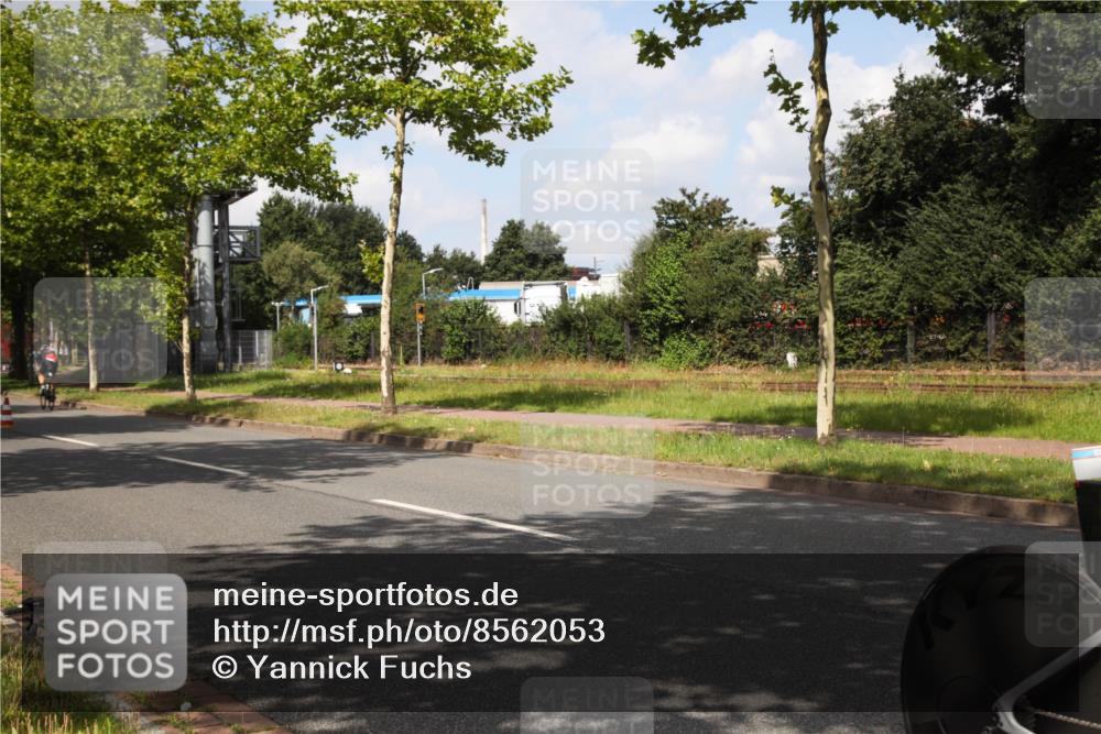 10.08.2025 - GEWOBA Citytriathlon Bremen Yannick Fuchs http://msf.ph/oto/8562053 10.08.2025 12:23:41 Radfahren 696, 721, 746, 797, 802, 831, 945, 983 meine-sportfotos.de