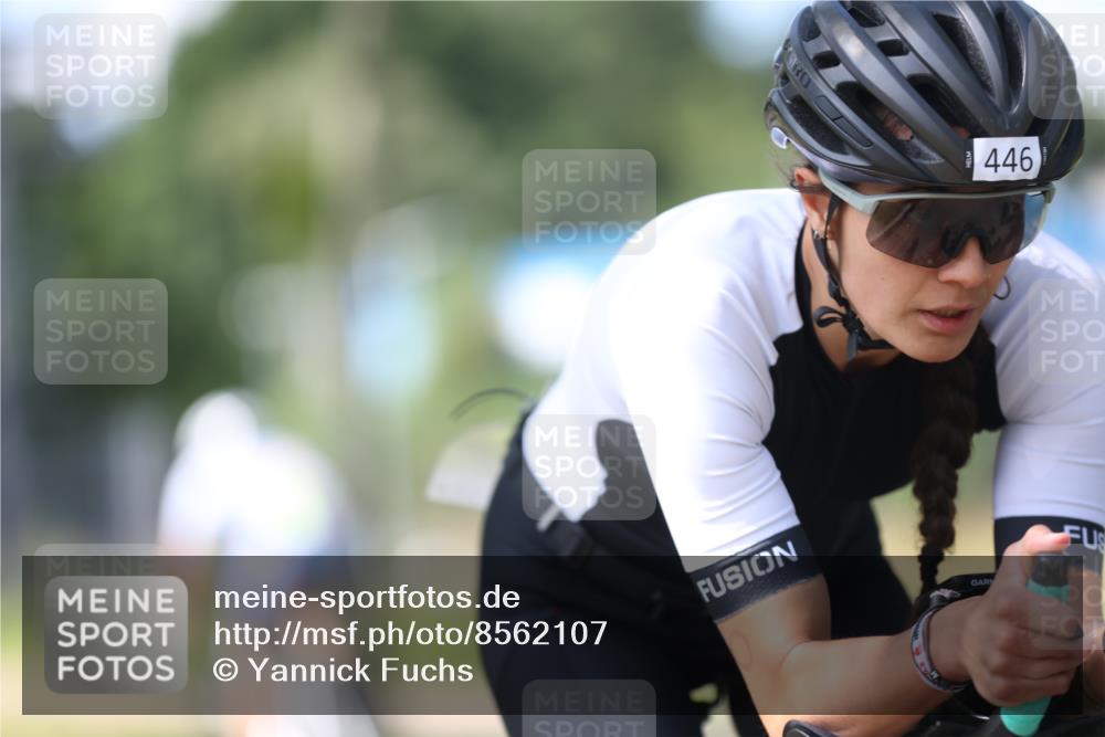 10.08.2025 - GEWOBA Citytriathlon Bremen Yannick Fuchs http://msf.ph/oto/8562107 10.08.2025 14:25:58 Radfahren 167, 181, 220, 231, 273, 325, 331, 446, 499 meine-sportfotos.de