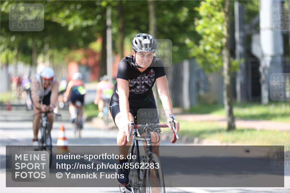 10.08.2025 - GEWOBA Citytriathlon Bremen Yannick Fuchs http://msf.ph/oto/8562283 10.08.2025 14:28:44 Radfahren 171, 193, 237, 350, 367, 401, 467, 483 meine-sportfotos.de