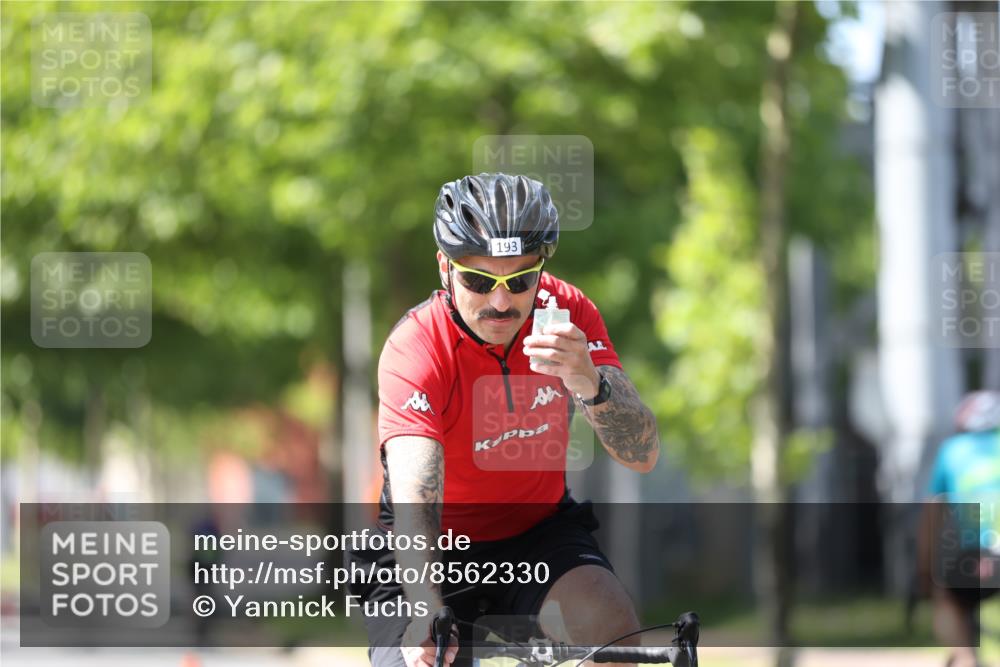 10.08.2025 - GEWOBA Citytriathlon Bremen Yannick Fuchs http://msf.ph/oto/8562330 10.08.2025 14:28:56 Radfahren 168, 171, 172, 193, 321, 350, 403 meine-sportfotos.de