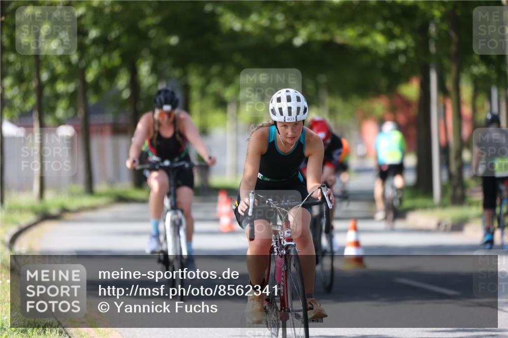 10.08.2025 - GEWOBA Citytriathlon Bremen Yannick Fuchs http://msf.ph/oto/8562341 10.08.2025 14:29:00 Radfahren 168, 172, 193, 321, 350, 403 meine-sportfotos.de
