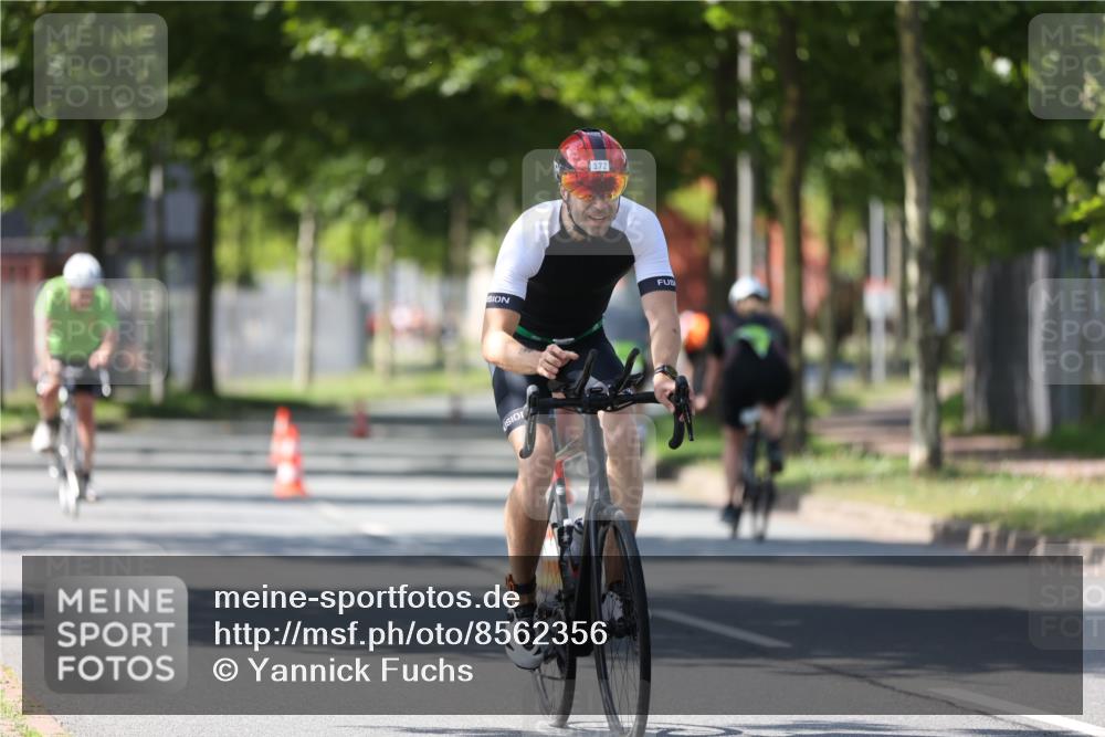 10.08.2025 - GEWOBA Citytriathlon Bremen Yannick Fuchs http://msf.ph/oto/8562356 10.08.2025 14:29:05 Radfahren 168, 172, 188, 321, 403, 447 meine-sportfotos.de