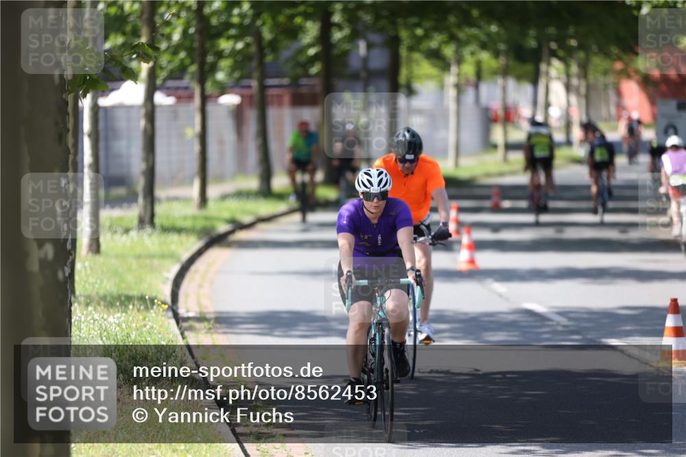 10.08.2025 - GEWOBA Citytriathlon Bremen Yannick Fuchs http://msf.ph/oto/8562453 10.08.2025 14:29:54 Radfahren 42, 112, 183, 226, 275, 315, 327, 337, 454, 468 meine-sportfotos.de