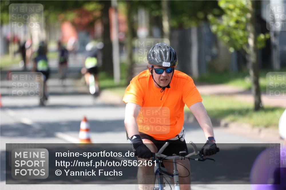 10.08.2025 - GEWOBA Citytriathlon Bremen Yannick Fuchs http://msf.ph/oto/8562461 10.08.2025 14:29:56 Radfahren 42, 95, 112, 183, 226, 275, 315, 327, 337, 454, 468 meine-sportfotos.de