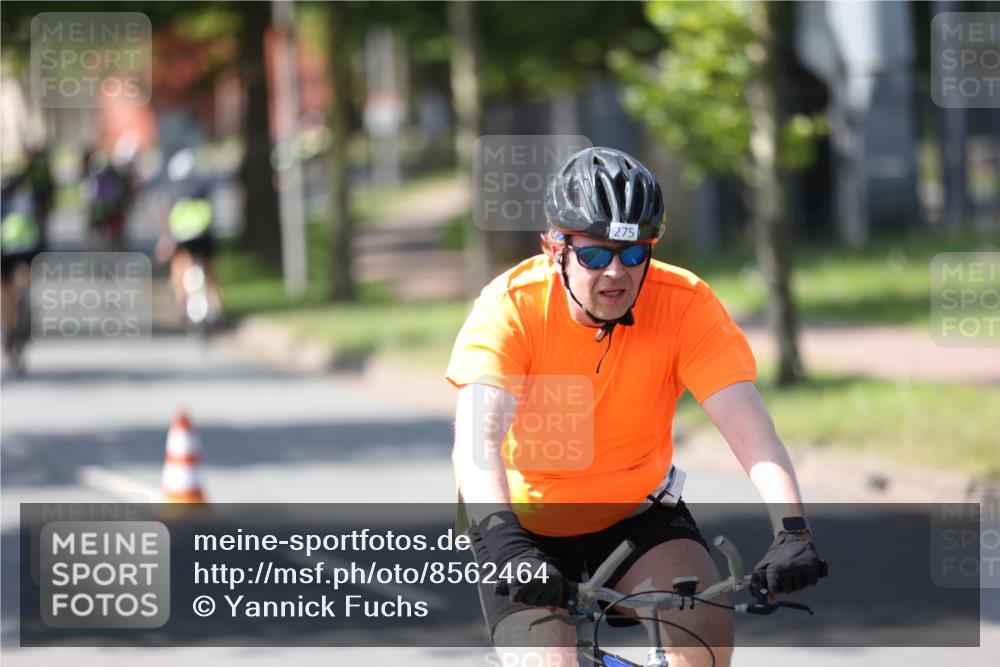 10.08.2025 - GEWOBA Citytriathlon Bremen Yannick Fuchs http://msf.ph/oto/8562464 10.08.2025 14:29:57 Radfahren 42, 95, 112, 183, 226, 275, 315, 327, 337, 454, 468 meine-sportfotos.de