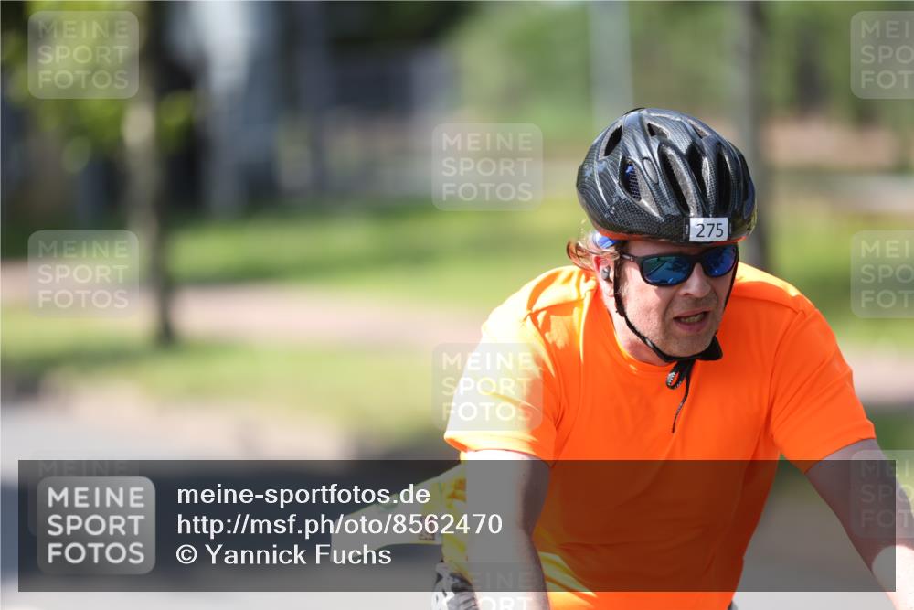10.08.2025 - GEWOBA Citytriathlon Bremen Yannick Fuchs http://msf.ph/oto/8562470 10.08.2025 14:29:57 Radfahren 42, 95, 112, 183, 226, 275, 315, 327, 337, 454, 468 meine-sportfotos.de