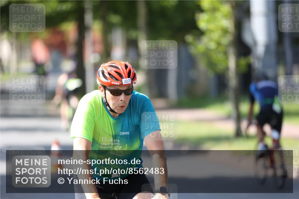 10.08.2025 - GEWOBA Citytriathlon Bremen Yannick Fuchs http://msf.ph/oto/8562483 10.08.2025 14:30:02 Radfahren 42, 95, 112, 183, 275, 315, 327, 337, 400, 402, 429, 454, 468 meine-sportfotos.de