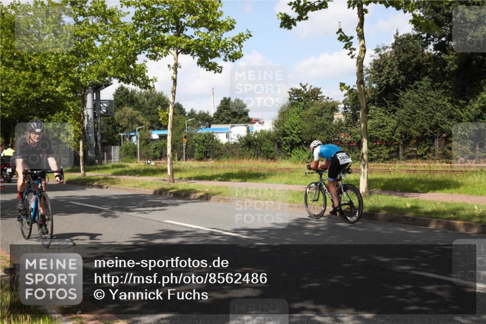 10.08.2025 - GEWOBA Citytriathlon Bremen Yannick Fuchs http://msf.ph/oto/8562486 10.08.2025 12:28:35 Radfahren 612, 622, 625, 629, 732, 812, 816, 828, 941, 980, 981 meine-sportfotos.de
