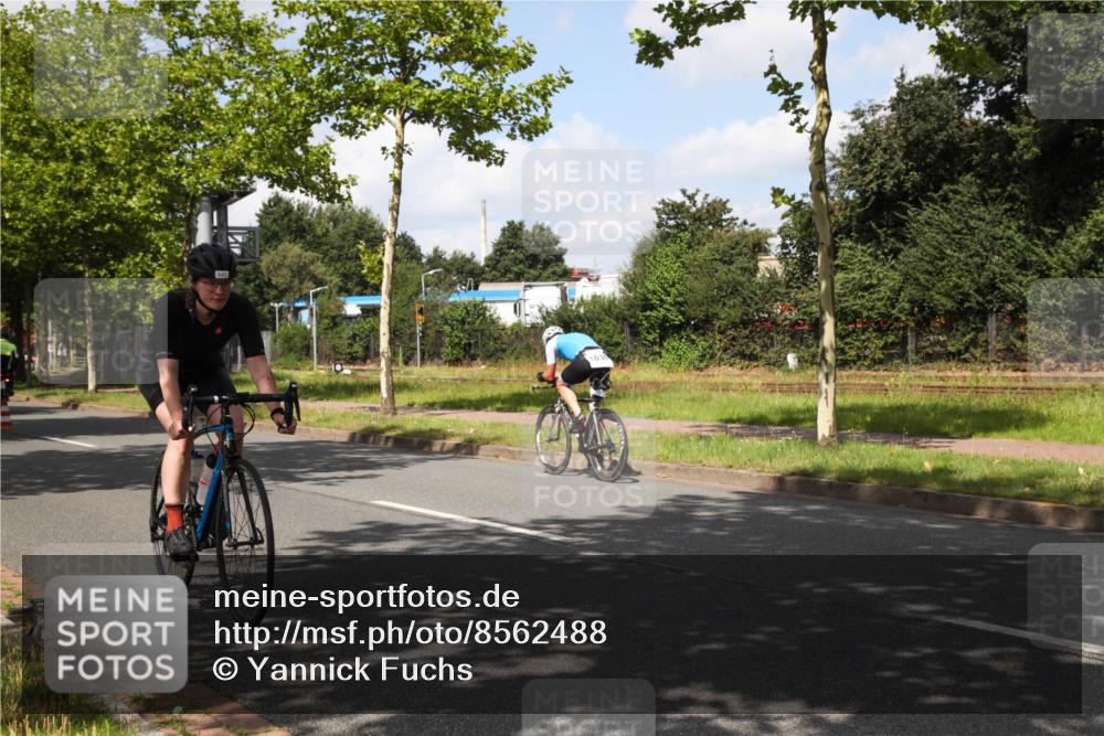 10.08.2025 - GEWOBA Citytriathlon Bremen Yannick Fuchs http://msf.ph/oto/8562488 10.08.2025 12:28:35 Radfahren 612, 622, 625, 629, 732, 812, 816, 828, 941, 980, 981 meine-sportfotos.de